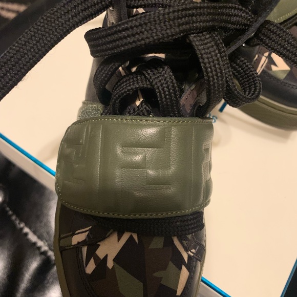 Authentic Fendi little boy sneakers worn once no marks or scuffs like NEW - Picture 3 of 12